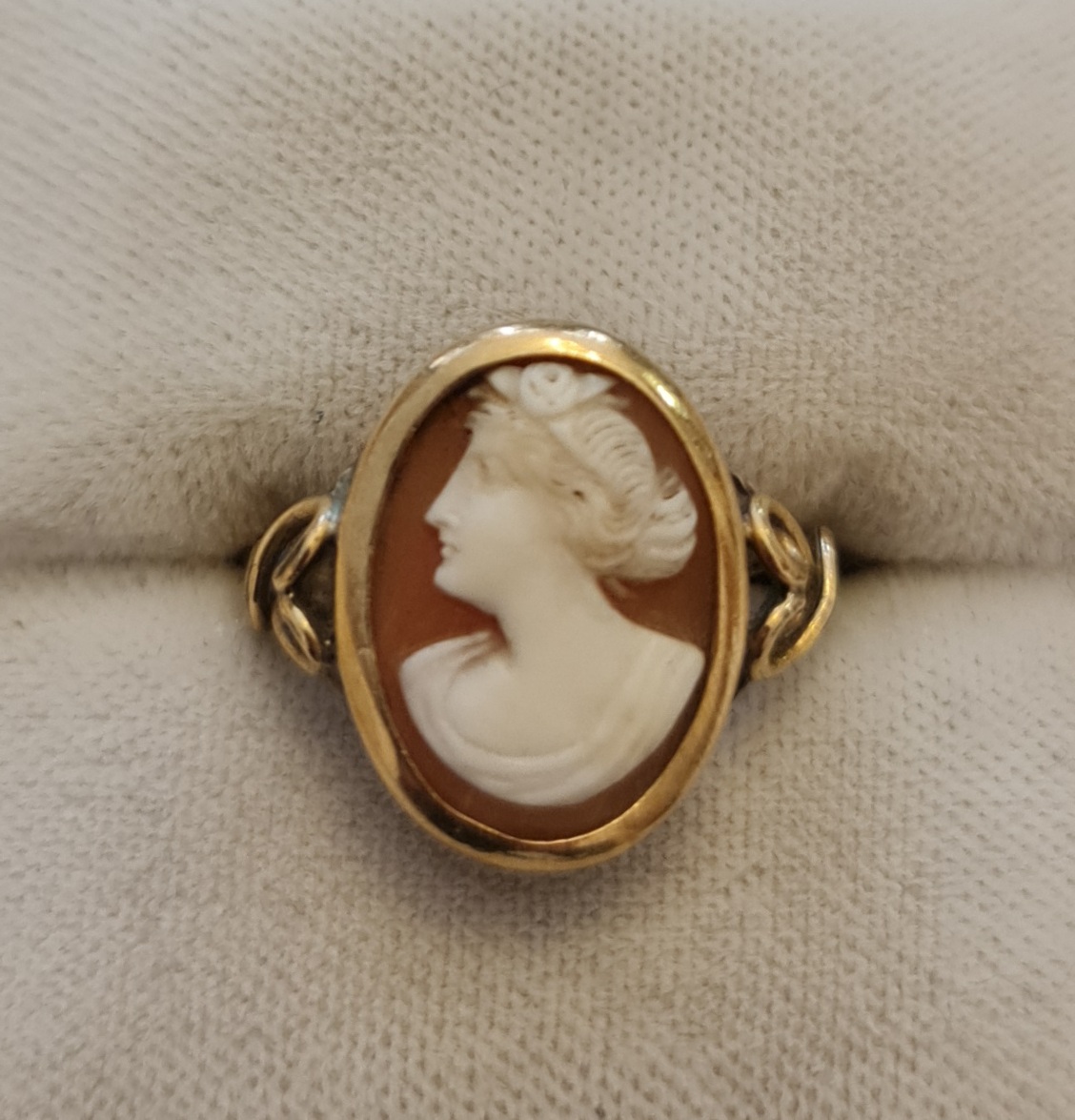 anello oro cammeo antico