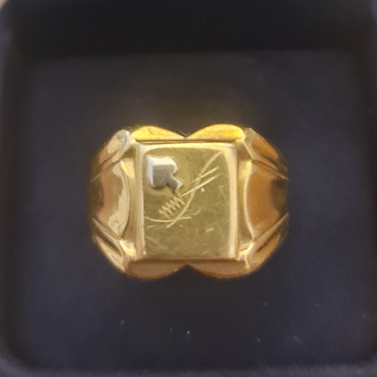 anello maschile in oro