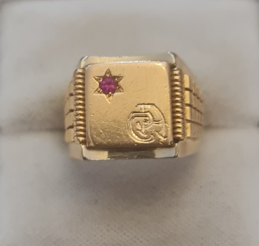 anello oro deco pietra iniziali